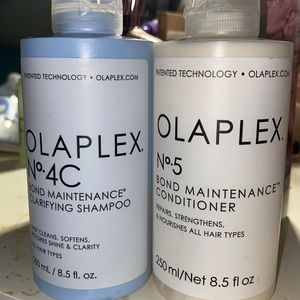 Olaplex No.4c clarifying shampoo & Olaplex No.5 bond maintenance conditioner